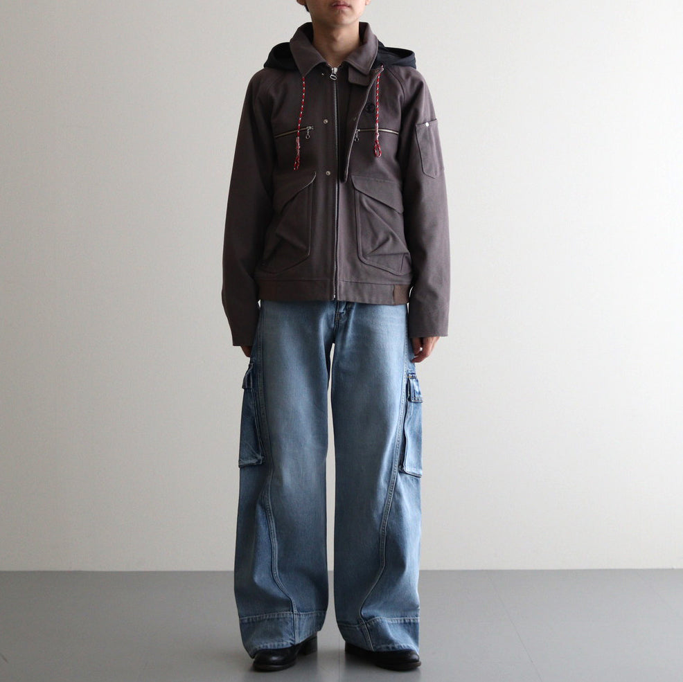 男性モデル(ハラ):172cm 58kg 着用サイズ:2