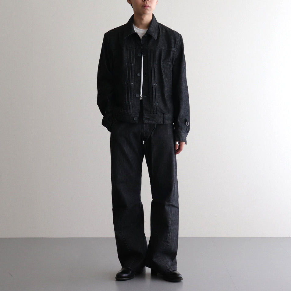 男性モデル(ハラ):172cm 58kg 着用サイズ:44