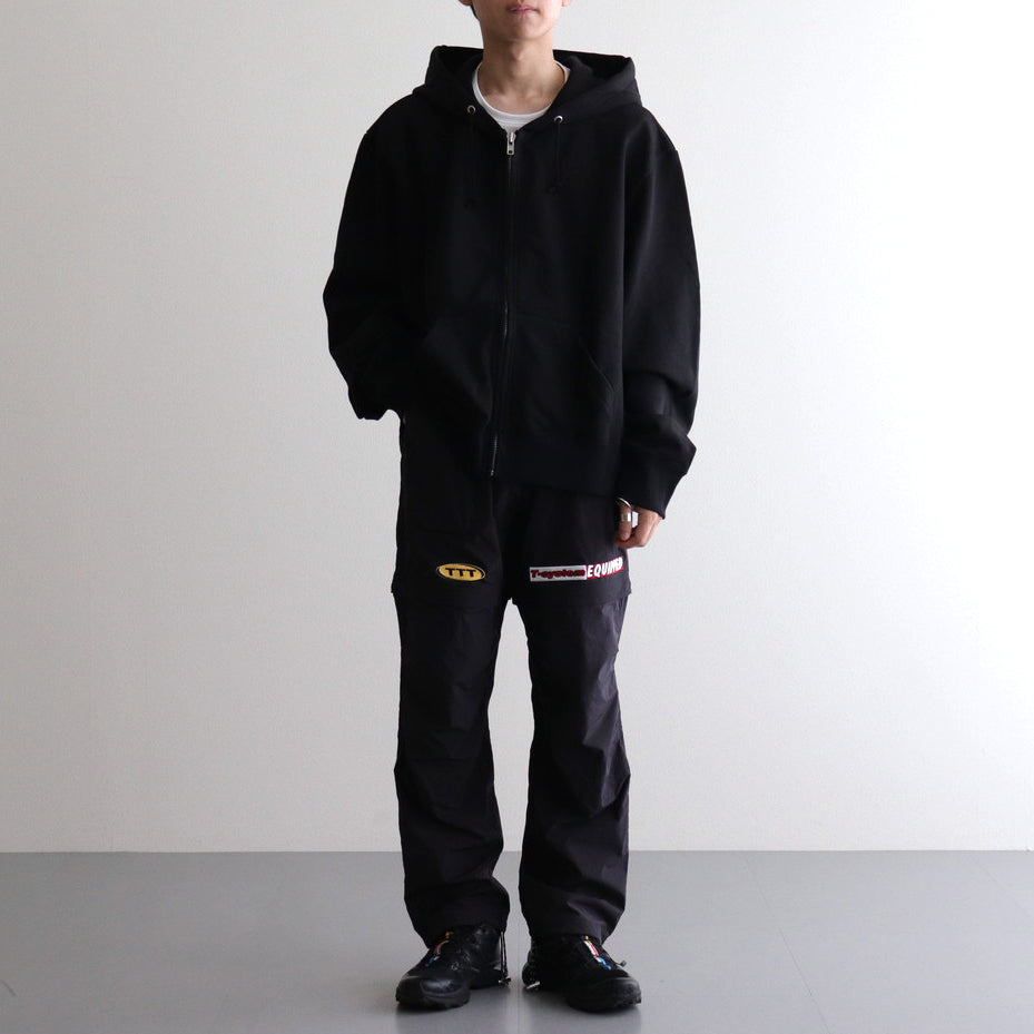 男性モデル(ハラ):172cm 58kg 着用サイズ:M