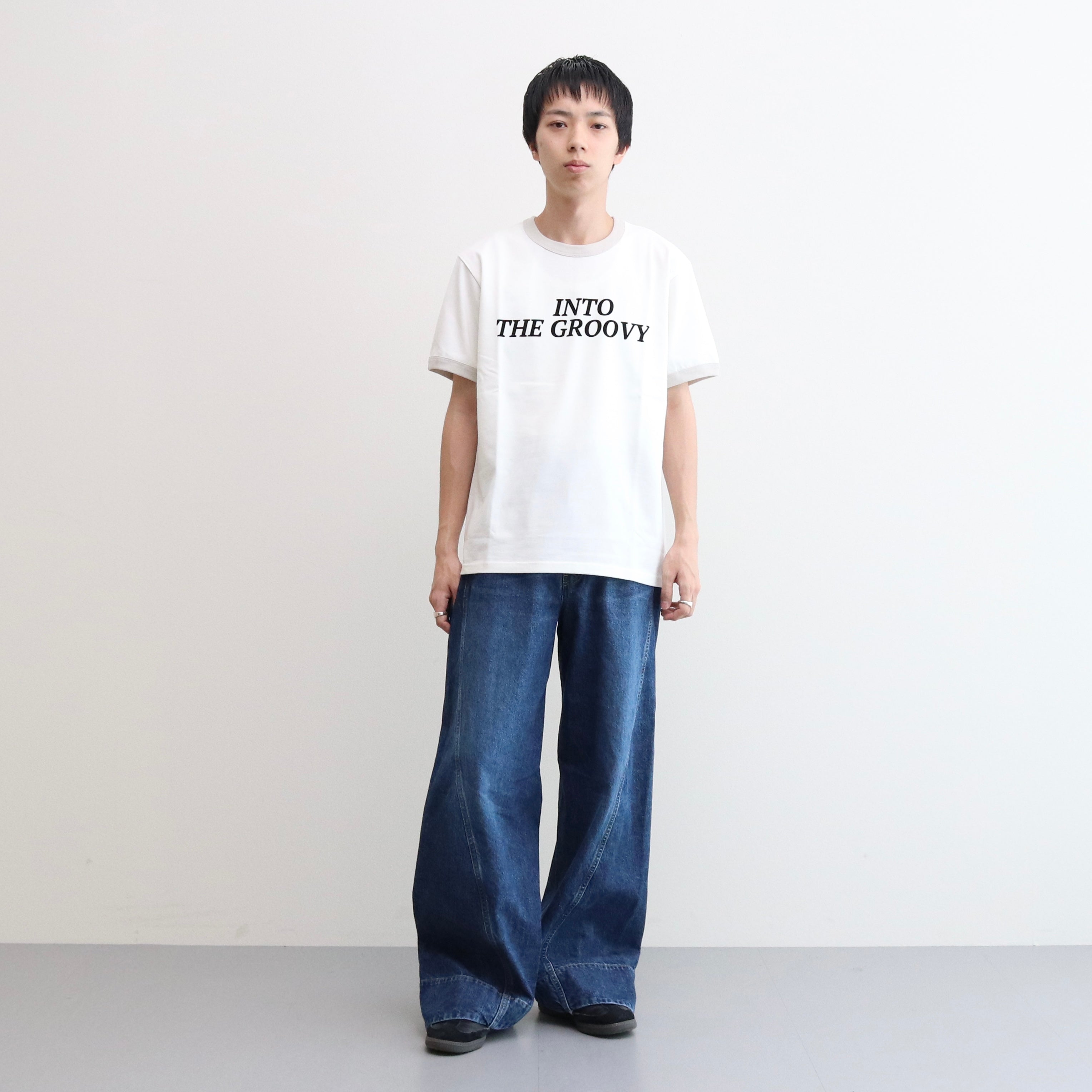 INTO THE GROOVY TS #WHITE [LB233-TS04]