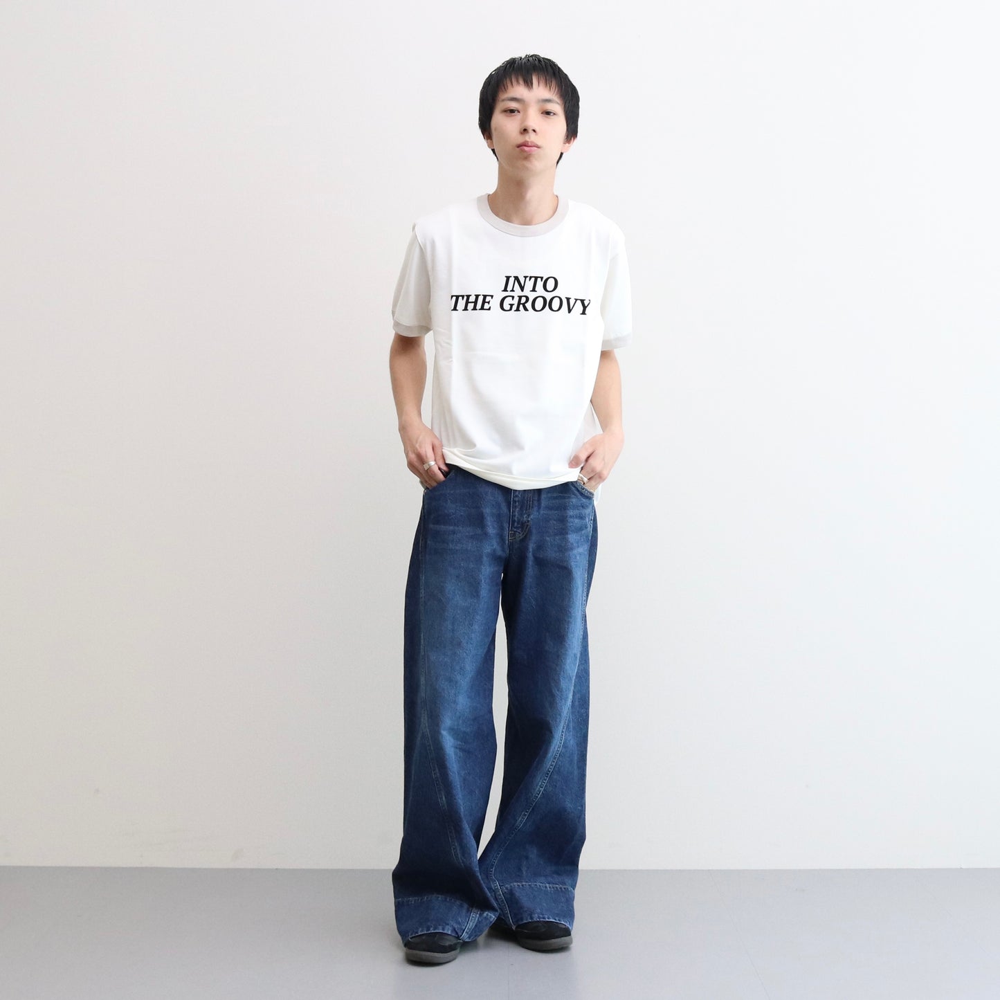 INTO THE GROOVY TS #WHITE [LB233-TS04]