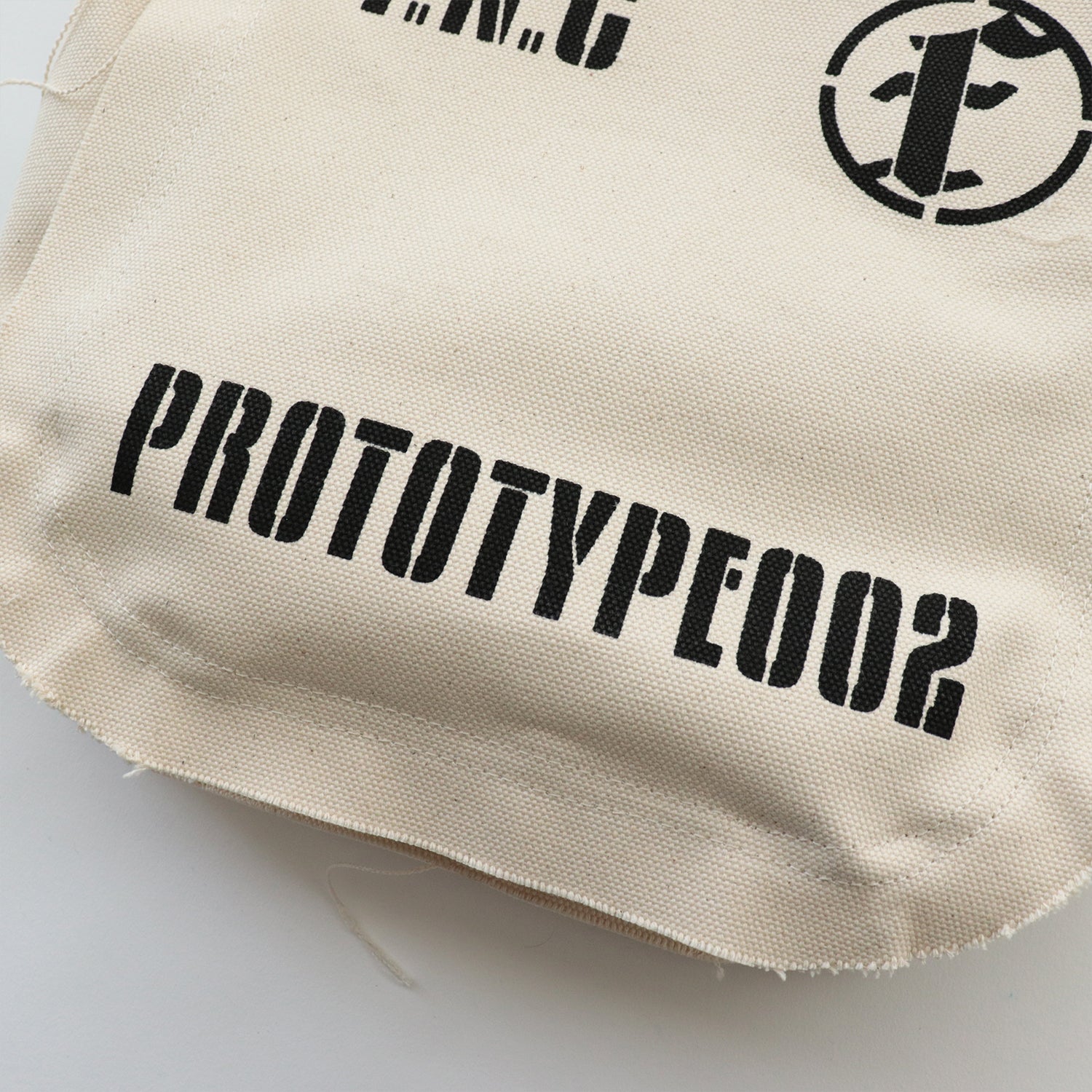 PROTOTYPE 002 #Ecru [202802]