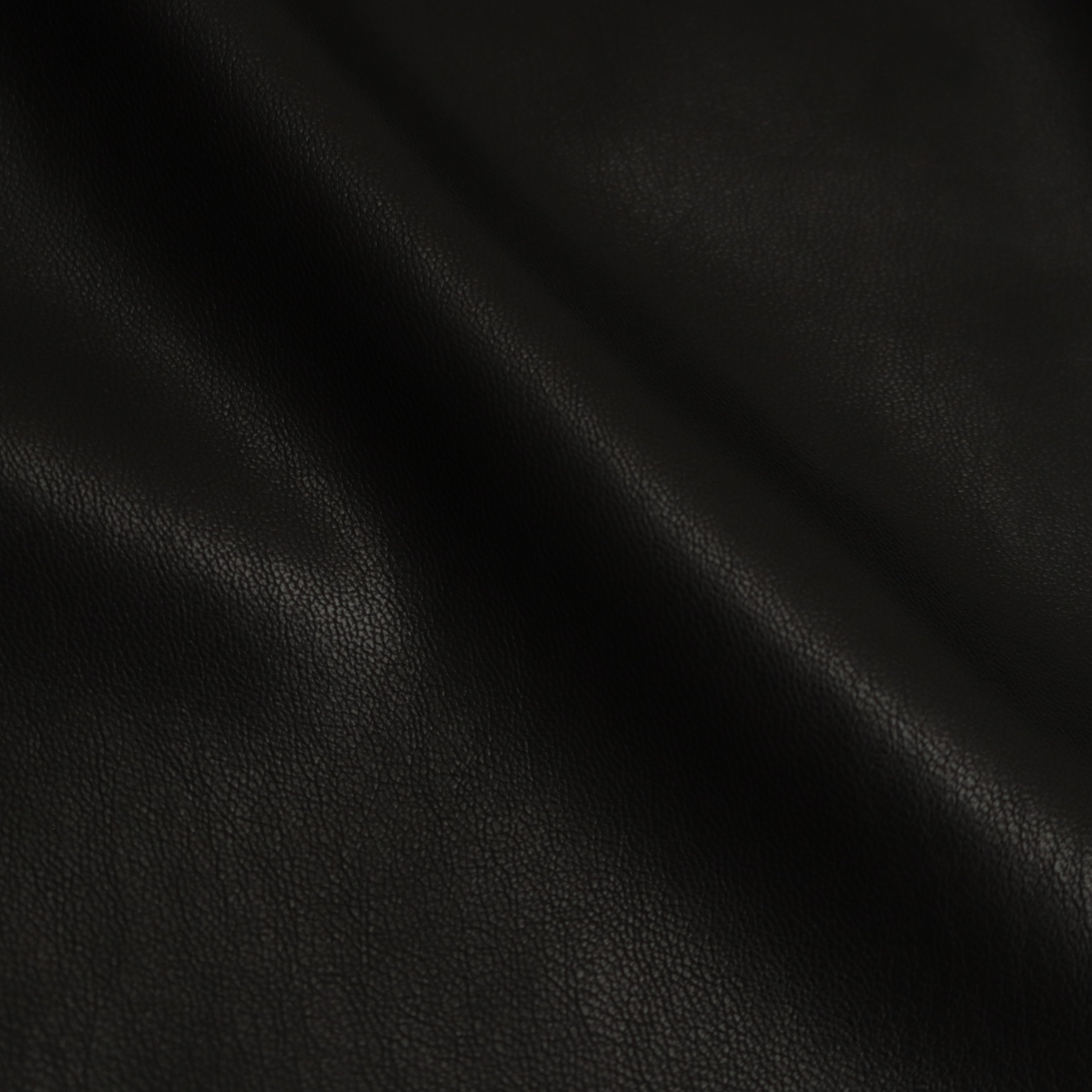 TWISTED LEATHER SHORTS #BLACK [241-01-0202L]