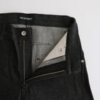 TWISTED JEANS #BLACK [PT-01-0003R]