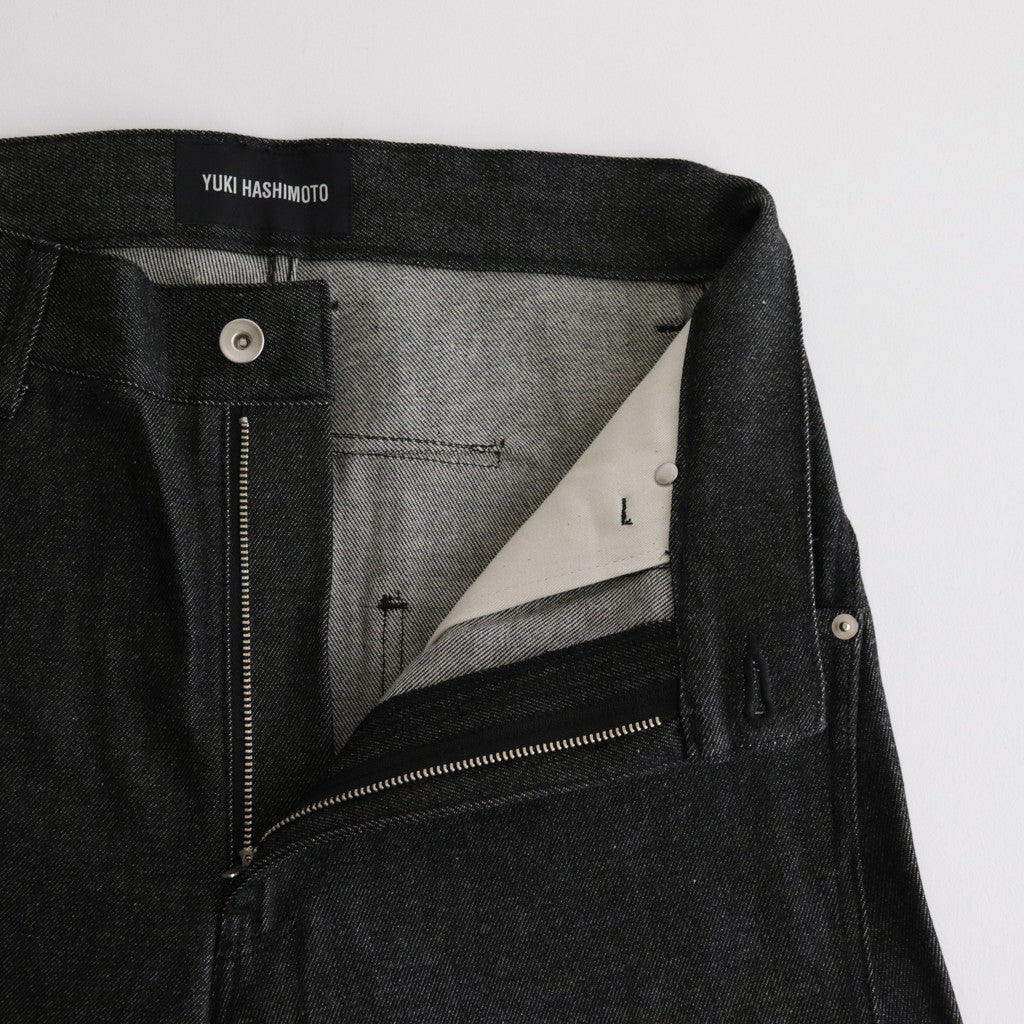 TWISTED JEANS #BLACK [PT-01-0003R]