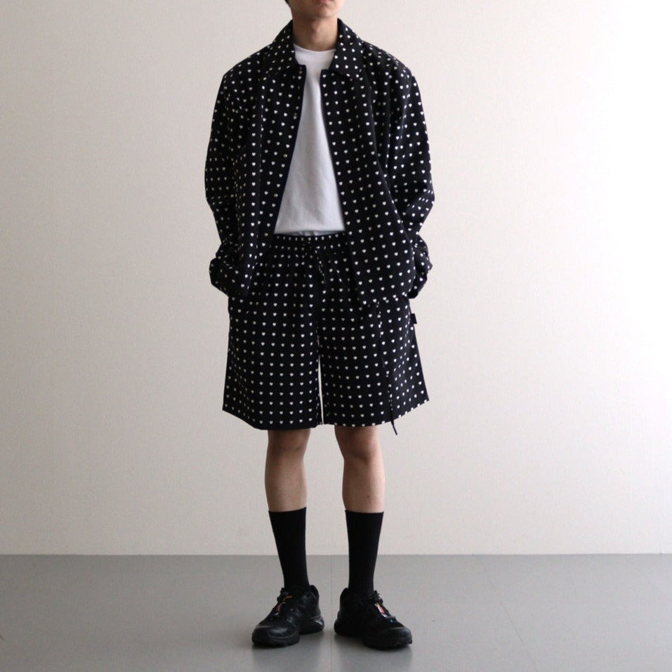 男性モデル(ハラ):172cm 58kg 着用サイズ:M