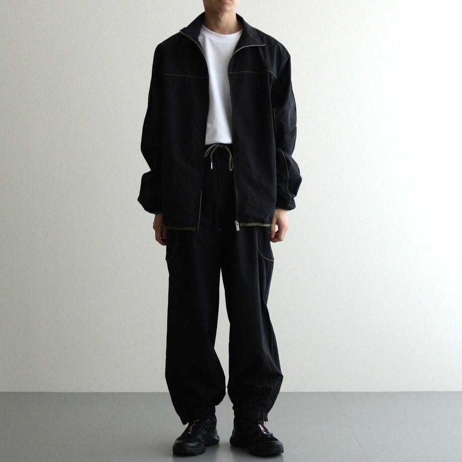 男性モデル(ハラ):172cm 58kg 着用サイズ:L