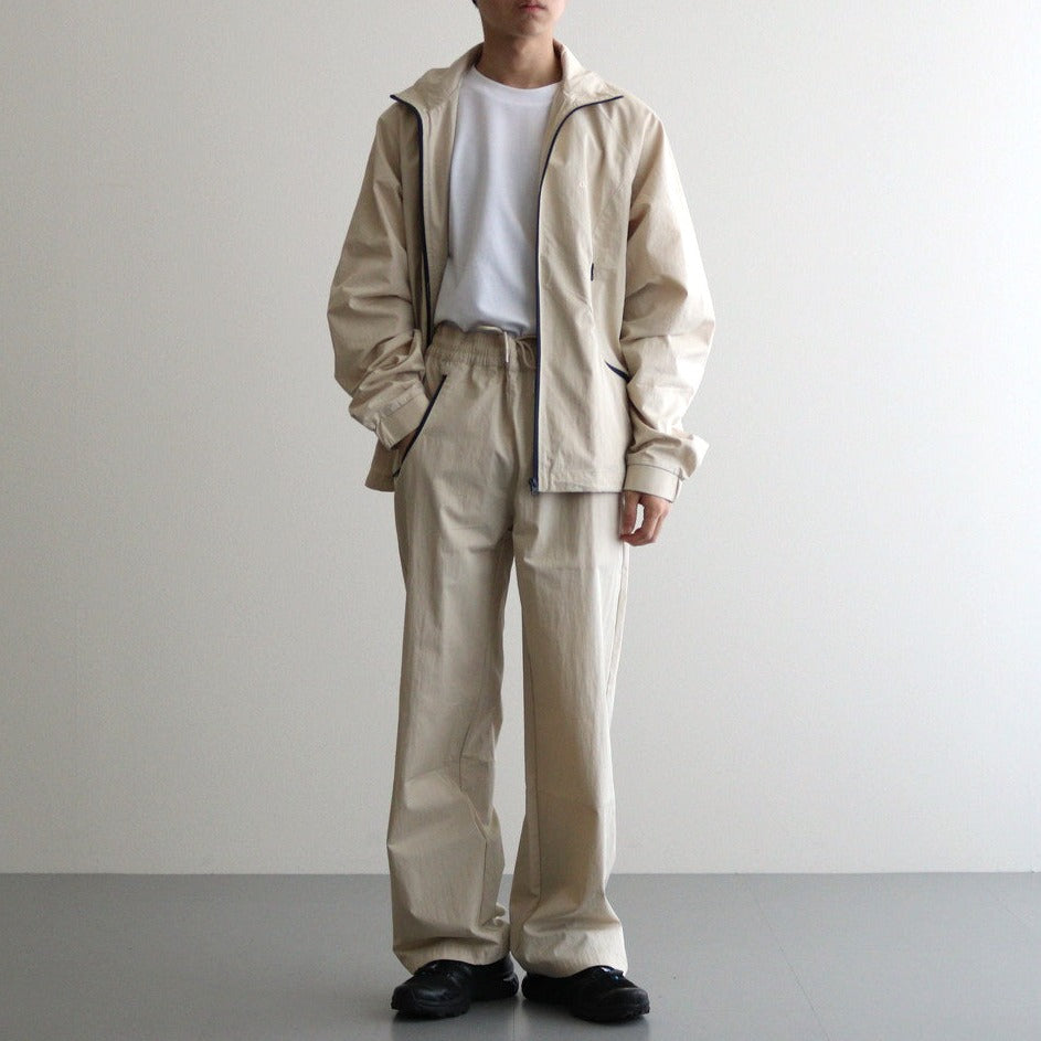 男性モデル(ハラ):172cm 58kg 着用サイズ:M