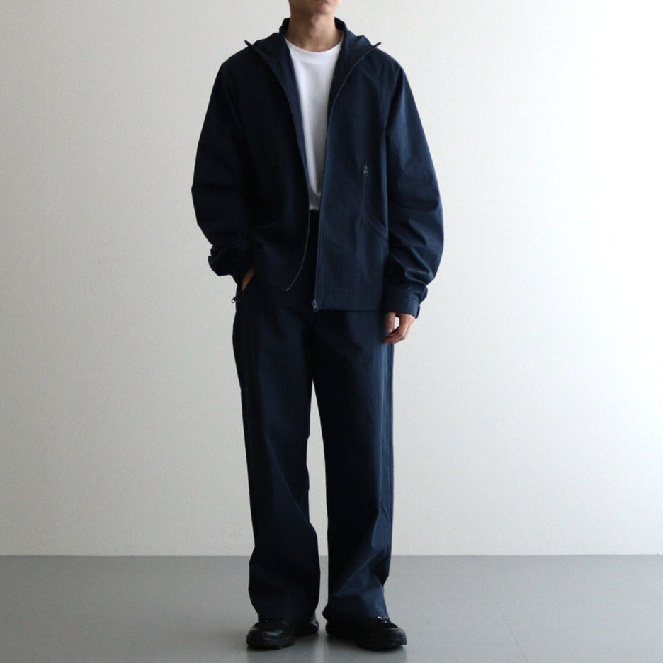 男性モデル(ハラ):172cm 58kg 着用サイズ:M