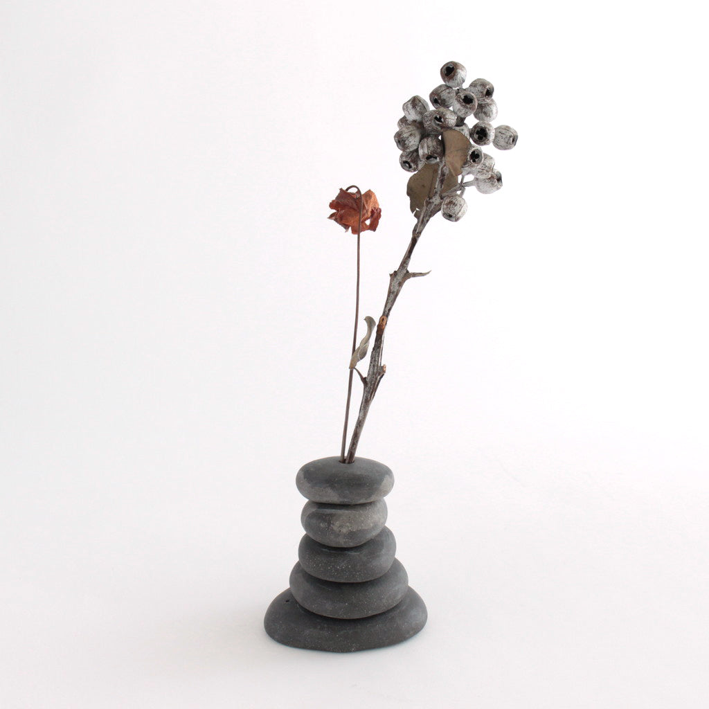 FAKE STONES VASE #GRAY [H01OB03] - HIDAKA（ヒダカ）23ss 通販 – Reraise